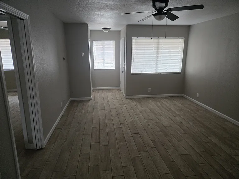15753 Potomac Rd — Photo 1