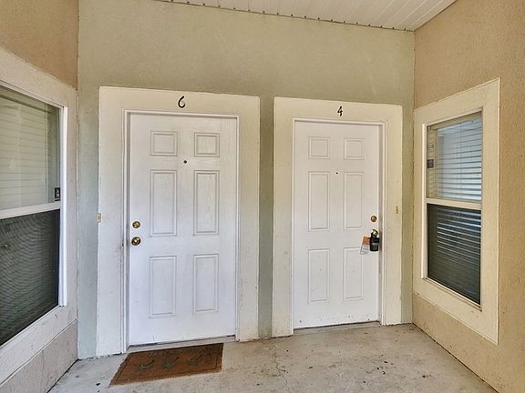 2nd image of 5200 Playpen Dr Unit 4