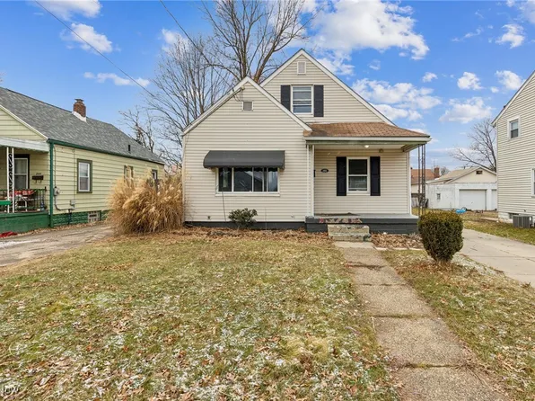 582 Essex St, Akron, OH 44306