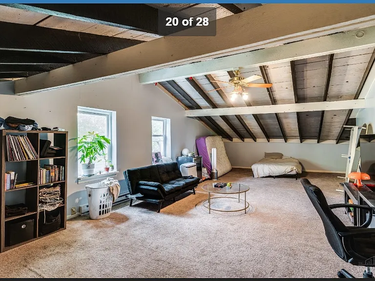 326 Emming St — Photo 14
