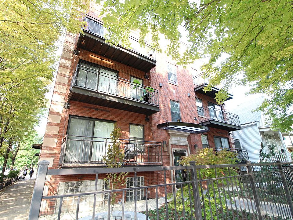 1st image of 2902 N Talman Ave #1