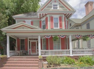 608 W Main St, Elizabeth City, NC 27909