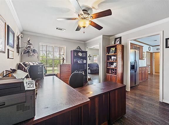 5th image of 774 Belmont Ln