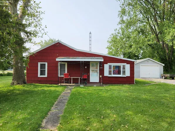 2010 1st St, Sandusky, OH 44870