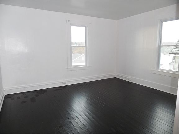 5th image of 33 South St