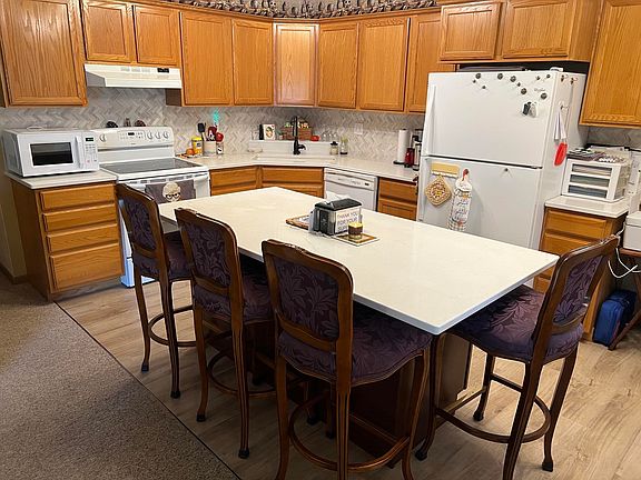 2nd image of 1922 23rd St #9
