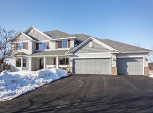 9598 Gander Ln, Saint Bonifacius, MN 55375