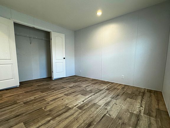 5th image of 335 SE Balboa Dr Lot 2