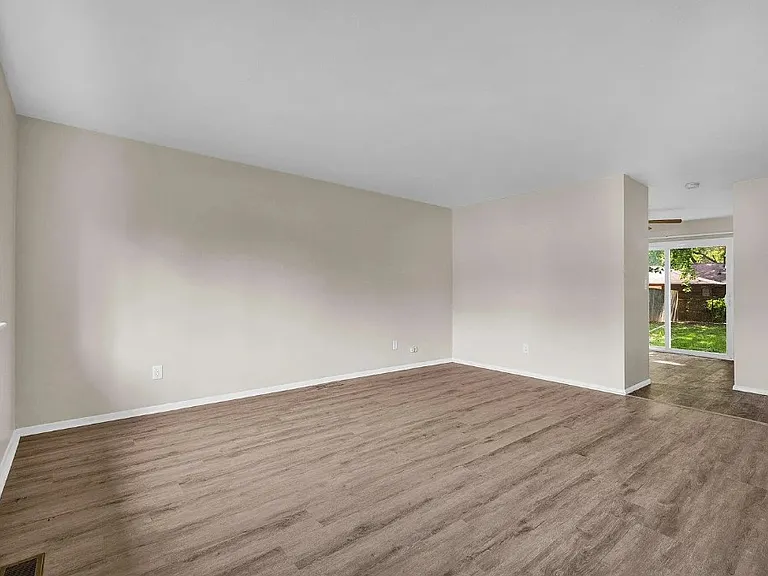 4613 W Merol Ct — Photo 15