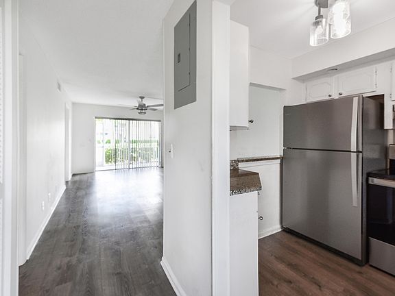 2nd image of 9851 Sandalfoot Boulevard #210