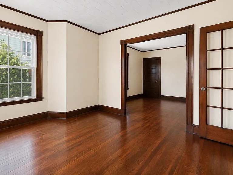 35 Eustis St #2 — Photo 2