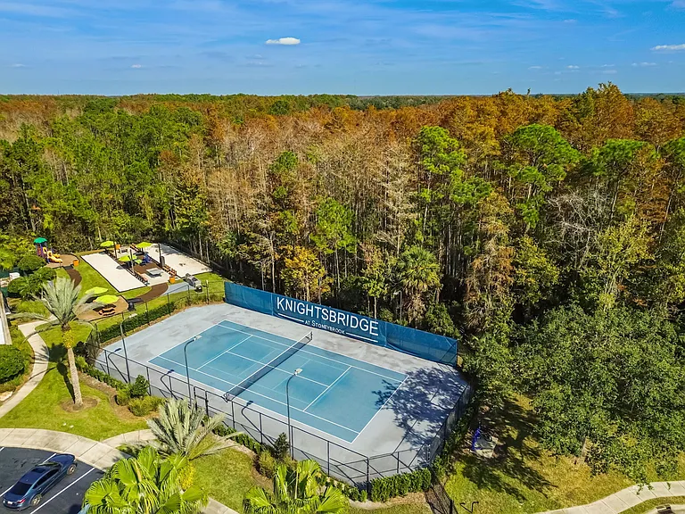 Knightsbridge at Stoneybrook — Photo 21