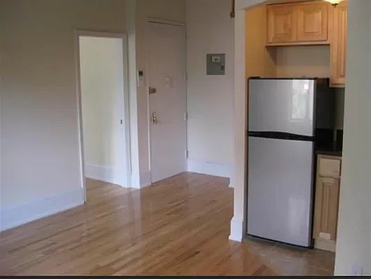 1st image of 353 W End Ave #3RR
