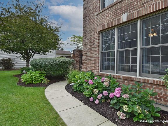 5th image of 329 Pheasant Hill Dr