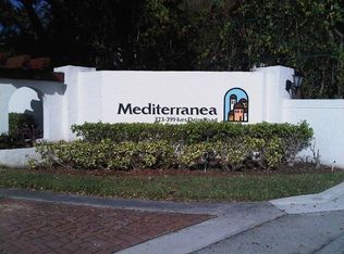 347 Ives Dairy Rd APT 6, Miami, FL 33179