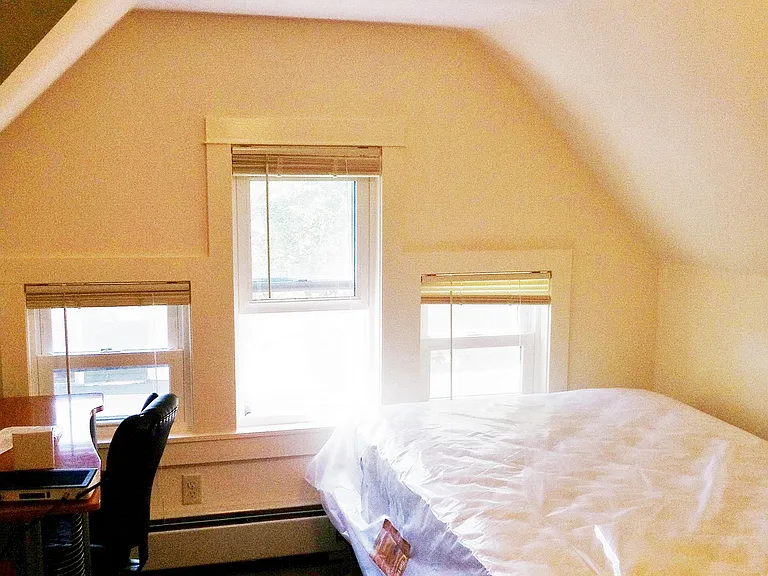 208 Williams St #3 — Photo 8
