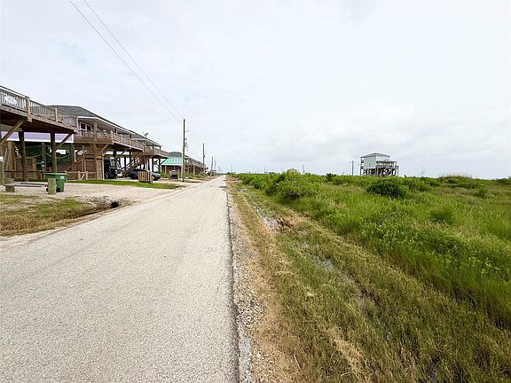 4th image of Waco Rd