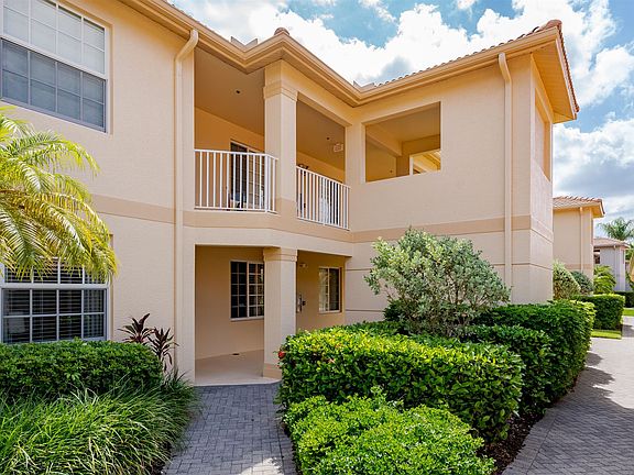 2nd image of 3981 Bishopwood Ct E Unit 103
