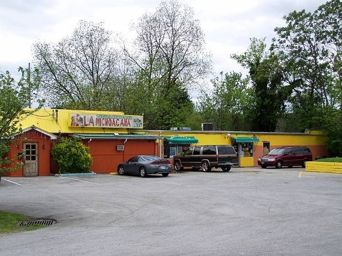 1st image of 2007 University Dr NW