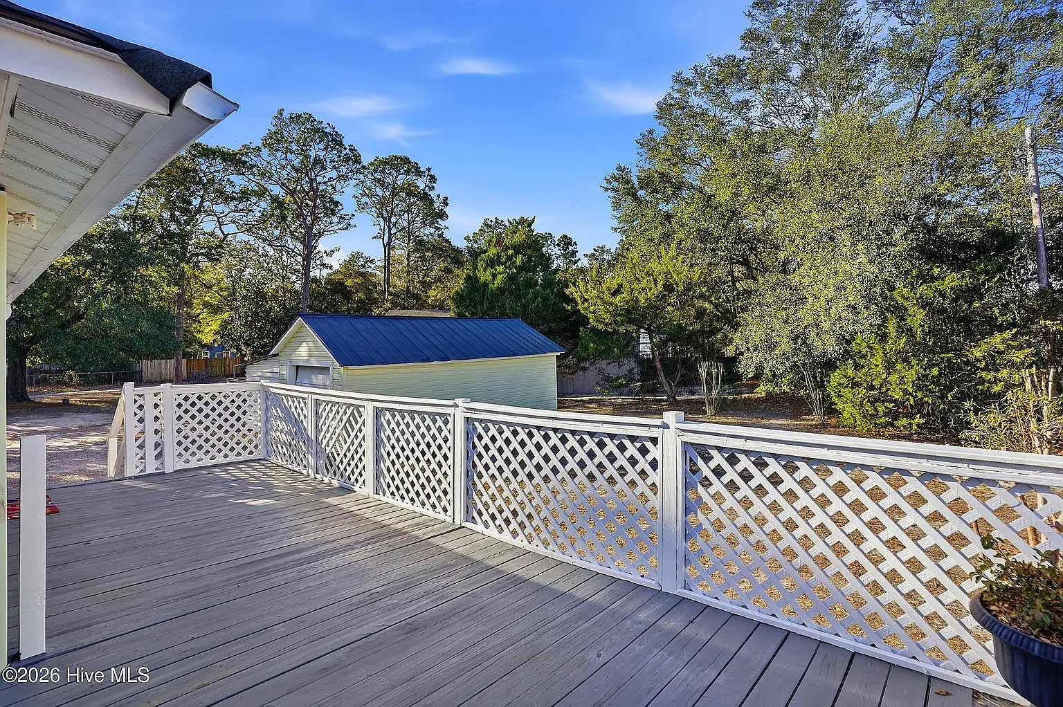 2 bed, 1048 sqft, $2,000 — Photo 3
