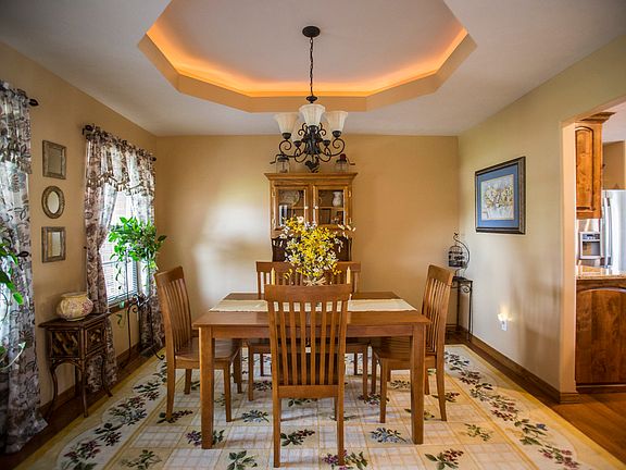5th image of 639 N Galileo Dr