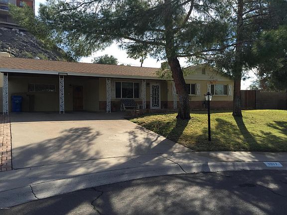 2nd image of 1017 E Echo Ln
