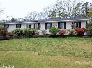 4 Janwood Dr, Little Rock, AR 72227