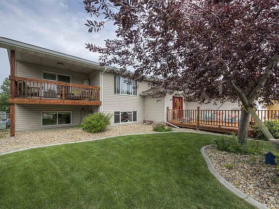 4th image of 828 Fairview Dr
