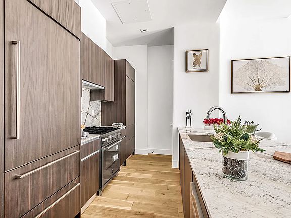 5th image of 328 Atlantic Ave Floor 2