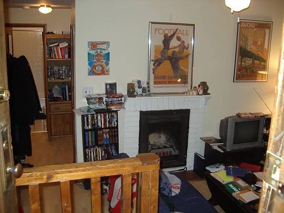 2nd image of 1101 W Barry Ave #Gw