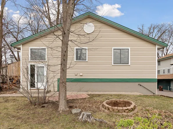 15728 27th Ave N, Plymouth, MN 55447