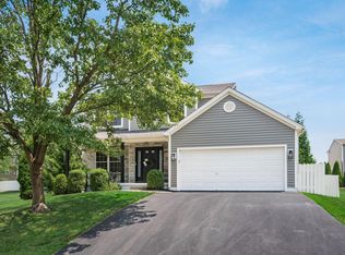 2160 Landcrest Dr, Lancaster, OH 43130