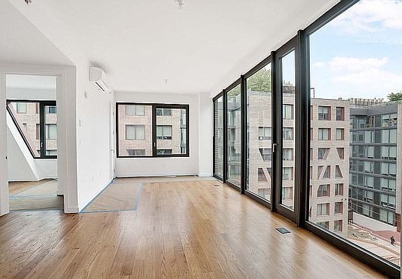 3rd image of 54 Noll St #3545