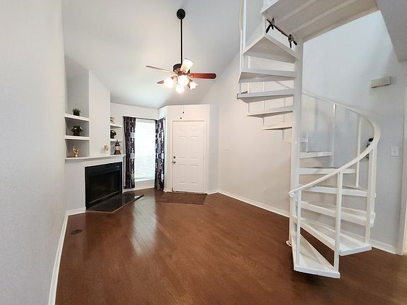 4th image of 245 Settlers Park Dr