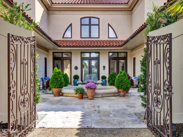 1333 Regatta Drive, Wilmington, NC 28405