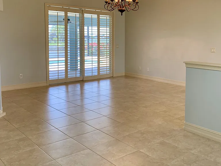 4128 NW 36th Ln — Photo 18