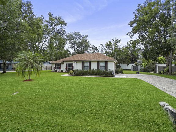3rd image of 7629 Du Clay Forest Dr W