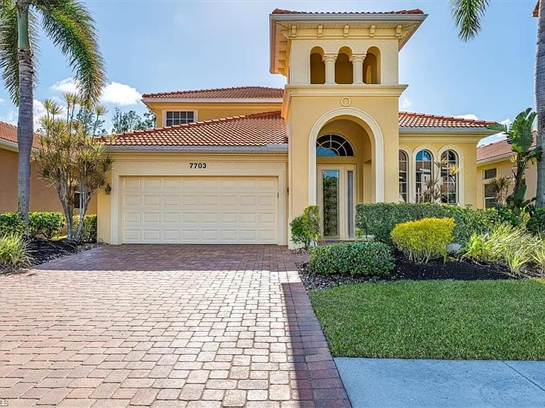 7703 Martino Cir — Photo 1