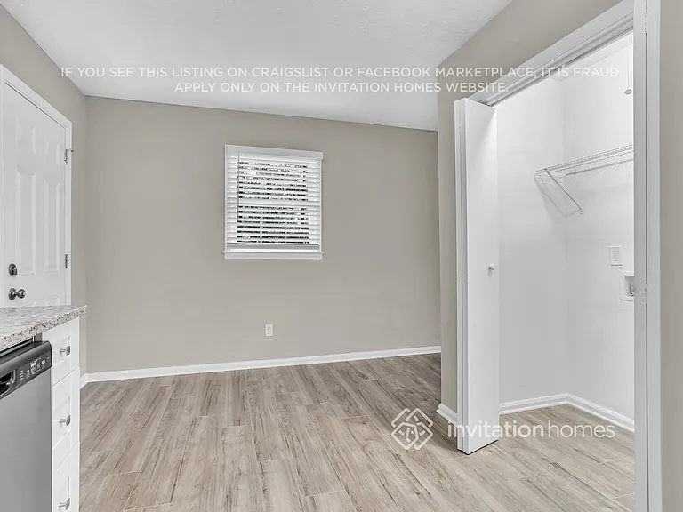 4891 Lehigh Dr — Photo 11