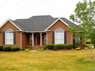 906 Clear Creek Cir, Lincolnton, NC 28092