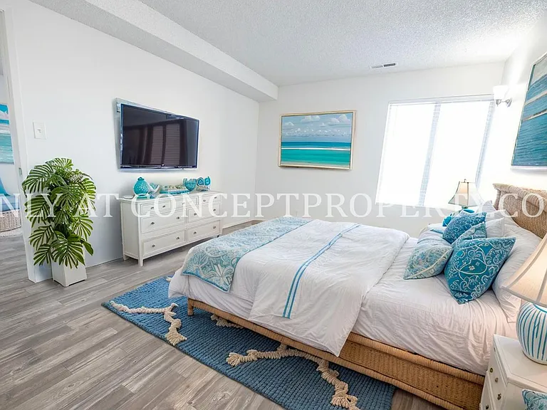 Foothill Terrace — Photo 254