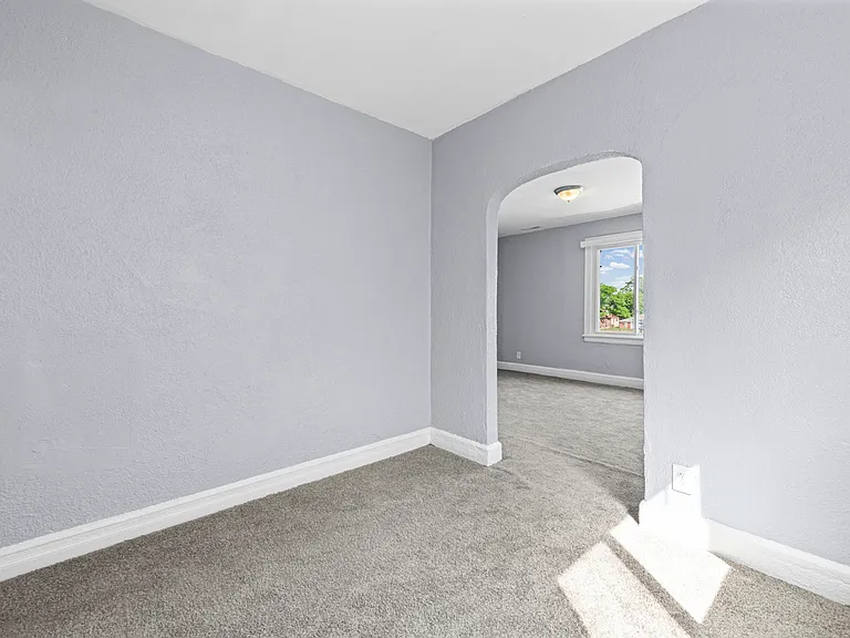 3825 Waverly St #2 — Photo 7