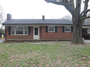 711 Sherwood Ave, Asheboro, NC 27205