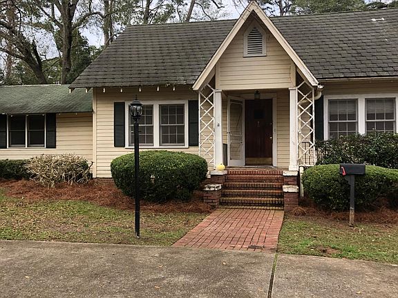 2nd image of 526 Glenview Dr