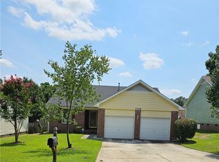 7109 Summerlin Dr, Fayetteville, NC 28306