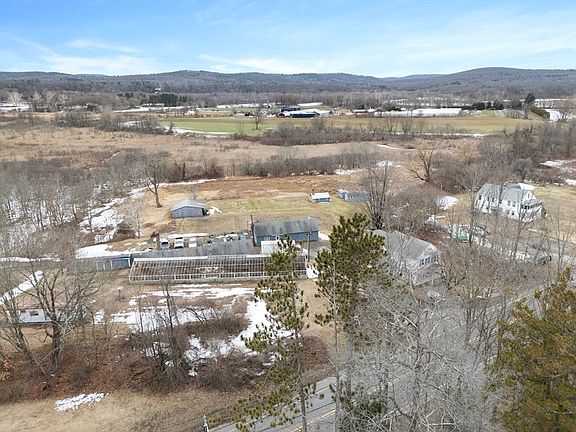 4th image of 345 Greenfield Rd