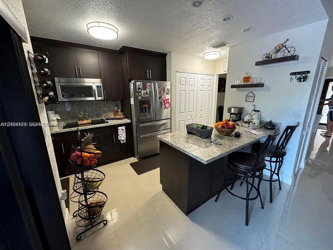 Venezia Homes Estates — Photo 2