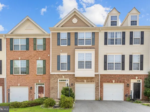811 Carnaby St, Stafford, VA 22554