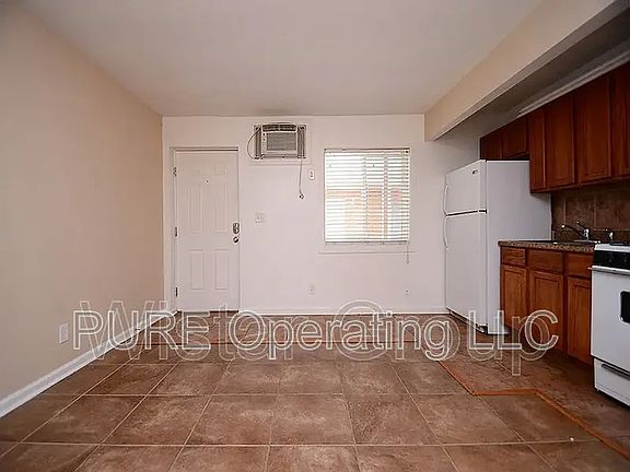 4th image of 612-616 N 46th St #616-04