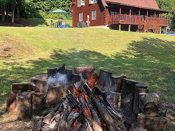 3rd image of 161 Ridge Rd